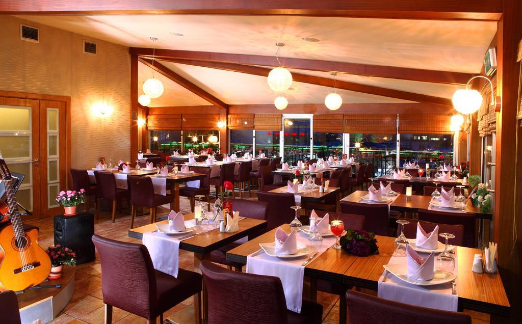 Sultan Hotel-Restaurant-Bistro Sivas Exterior photo